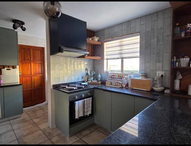 3 BEDROOM TOWNHOUSE FOR SALE IN MELODIE
